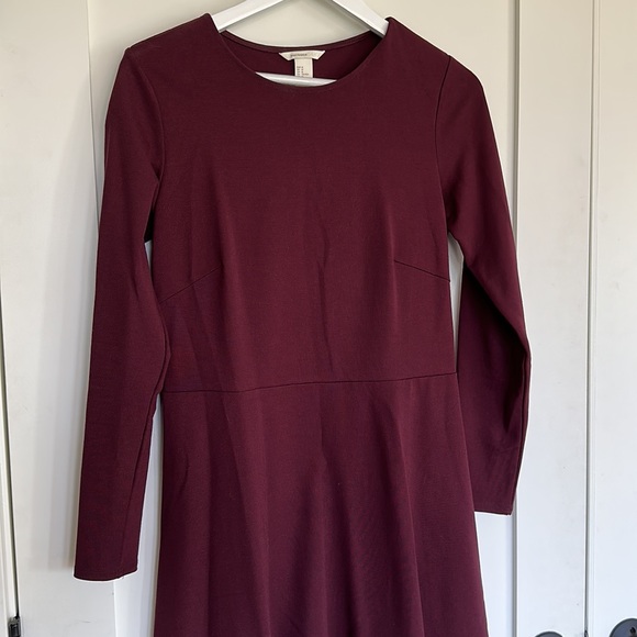 H&M fit & flare dress! - Picture 3 of 5